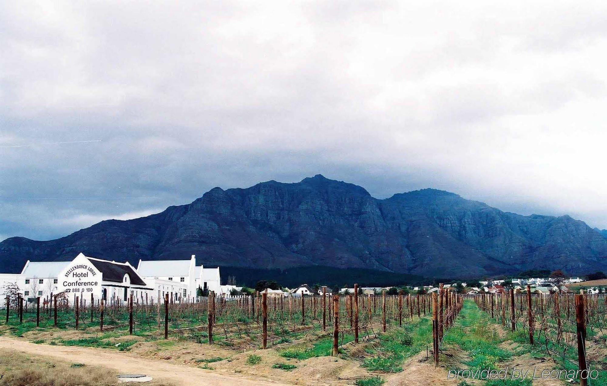 Stellenbosch Lodge Hotel & Conference Centre Exterior photo